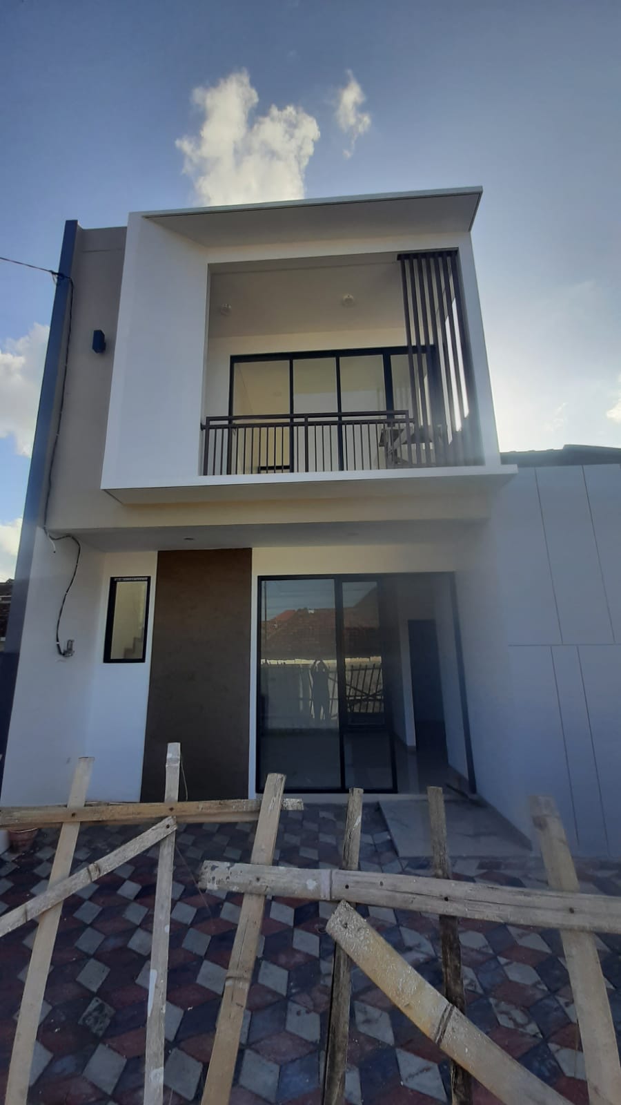 RUMAH MODERN TROPIS LIMASAN - Foto 4